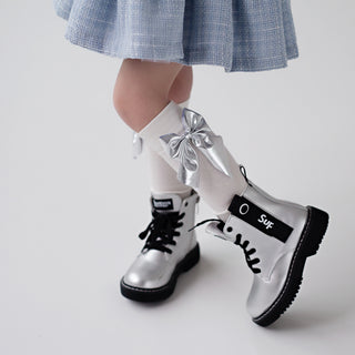 Daga cream socks with a silver mettalic bow